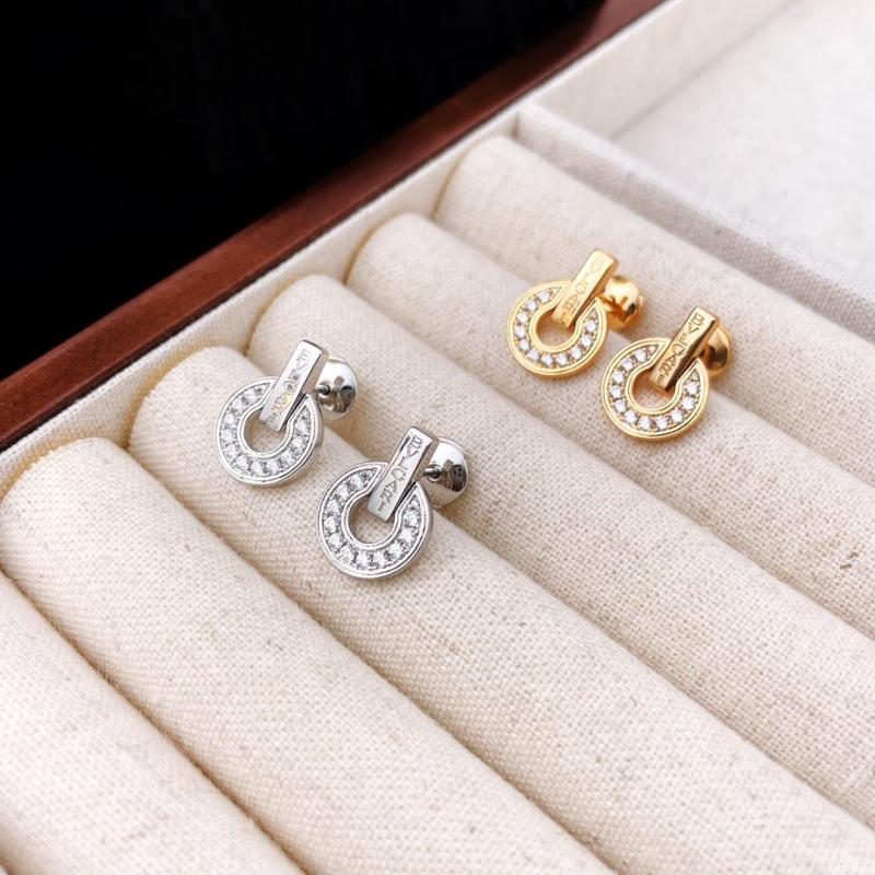 Bo*te*ga venenta earrings